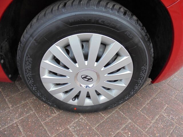 HYUNDAI ix20 1.4 Benzin M/T Classic Fifa World C Ansicht 24 für Fahrzeugdetailseite