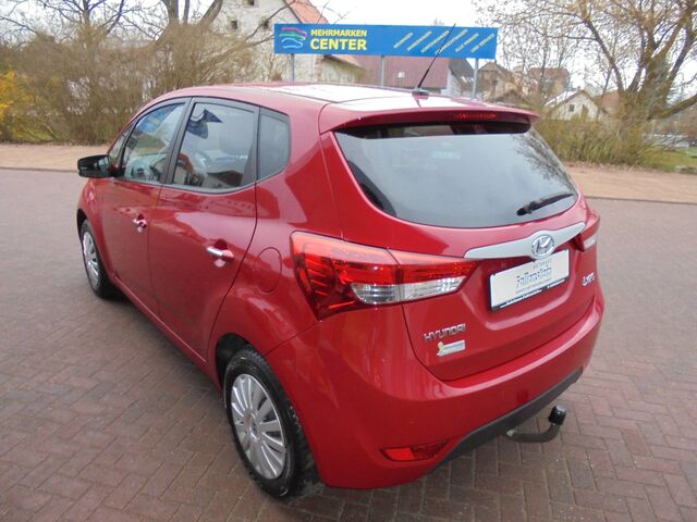 HYUNDAI ix20 1.4 Benzin M/T Classic Fifa World C Ansicht 3 für Fahrzeugdetailseite