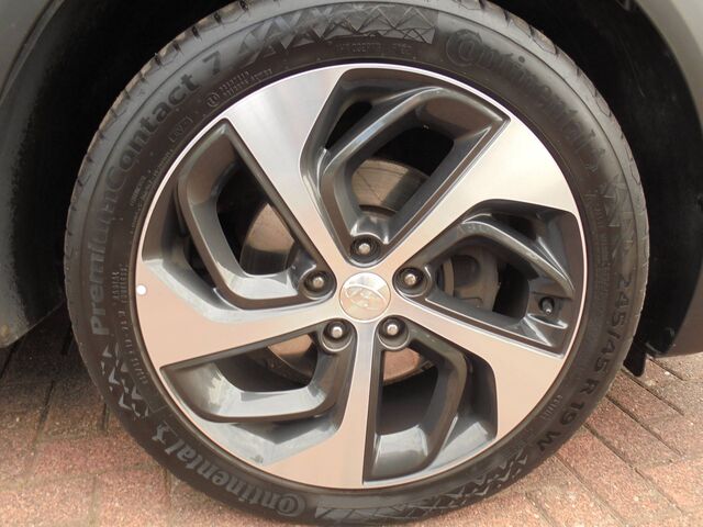 HYUNDAI Tucson 2.0 CRDi A/T 4WD Advantage Ansicht 22 für Fahrzeugdetailseite