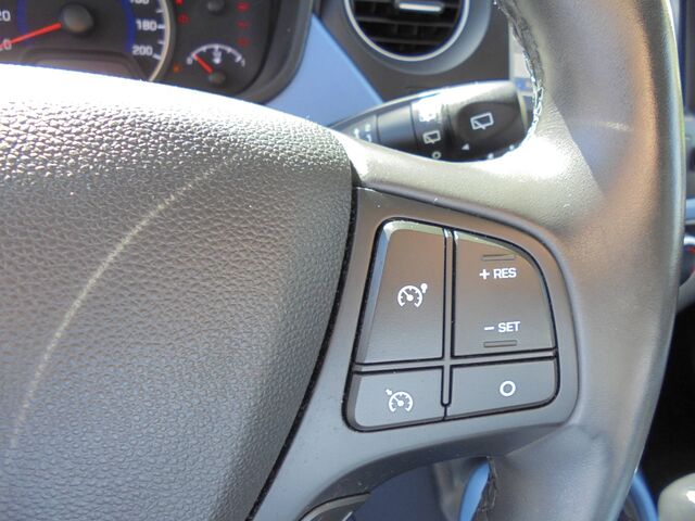 HYUNDAI i10 FL MY19 1.2 Benzin M/T Style Navi, Glasdach Ansicht 21 für Fahrzeugdetailseite