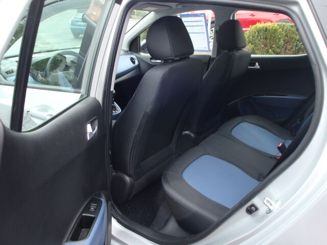 HYUNDAI i10 FL MY19 1.2 Benzin M/T Style Navi, Glasdach Ansicht 7 für Fahrzeugdetailseite