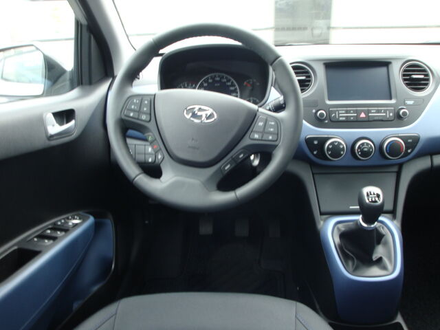 HYUNDAI i10 FL MY19 1.2 Benzin M/T Style Navi, Glasdach Ansicht 9 für Fahrzeugdetailseite