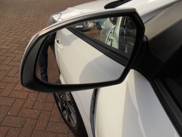 HYUNDAI i10 MPI 1.0 Comfort Navi Ansicht 9 für Fahrzeugdetailseite