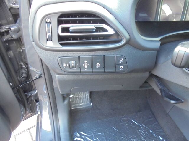 HYUNDAI i30 Kombi Prime 1.6 T-GDI 7-Gang-DCT 150PS Ansicht 10 für Fahrzeugdetailseite