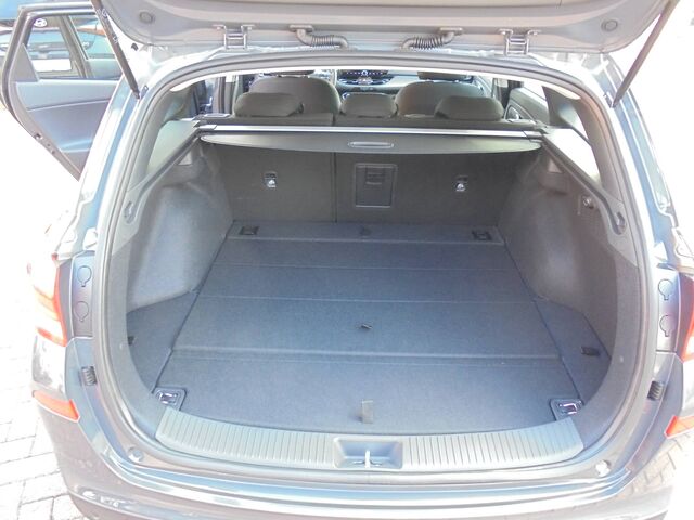 HYUNDAI i30 Kombi Prime 1.6 T-GDI 7-Gang-DCT 150PS Ansicht 19 für Fahrzeugdetailseite