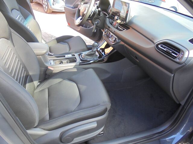 HYUNDAI i30 Kombi Prime 1.6 T-GDI 7-Gang-DCT 150PS Ansicht 21 für Fahrzeugdetailseite