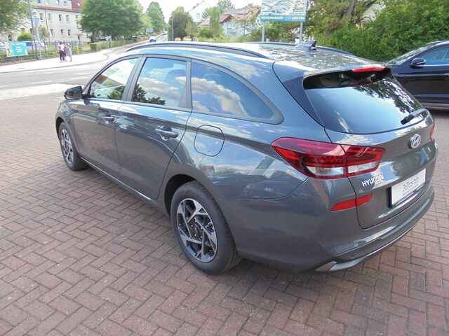 HYUNDAI i30 Kombi Prime 1.6 T-GDI 7-Gang-DCT 150PS Ansicht 5 für Fahrzeugdetailseite