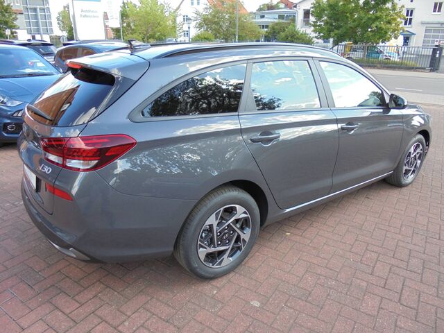 HYUNDAI i30 Kombi Prime 1.6 T-GDI 7-Gang-DCT 150PS Ansicht 7 für Fahrzeugdetailseite