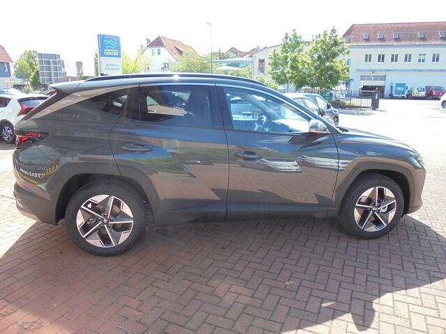 HYUNDAI Tucson 1.6 T-GDI Style Automatik 150PS Ansicht 6 für Fahrzeugdetailseite