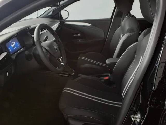 OPEL Corsa GS 1.2 DIT MT6 101PS Ansicht 3 für Fahrzeugdetailseite