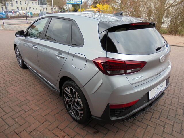 HYUNDAI i30 HB FL 1,0 T-GDI N-Line Safety Ansicht 4 für Fahrzeugdetailseite