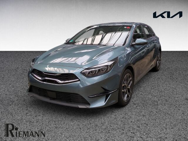 KIA Ceed 1.5 T-GDI DCT Spirit + JBL Soundsystem