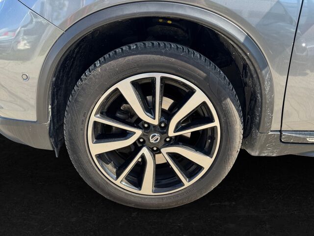 NISSAN X-Trail Tekna 1.6 DIG-T 6MT 7-Sitzer Panorama Glasschiebedach Navi Soundsystem Bose Ansicht 8 für Fahrzeugdetailseite