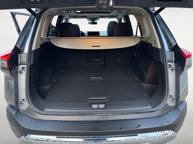 NISSAN X-Trail Tekna+ 1.5 VC-T MHEV 163 PS Panoramaglasschiebedach BOSE 20 Zoll AVM Head-Up Ansicht 12 für Fahrzeugdetailseite