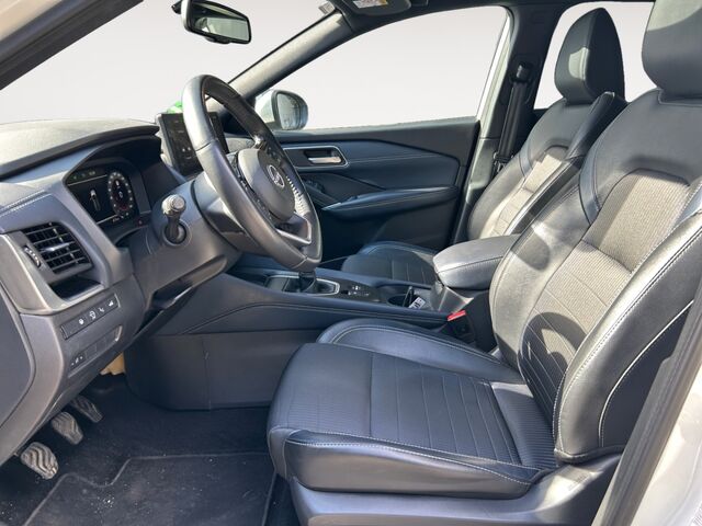 NISSAN Qashqai Tekna MY22 1.3 DIG-T MHEV HUD Panorama Navi 360 Kamera LED ACC El. Heckklappe Ansicht 11 für Fahrzeugdetailseite