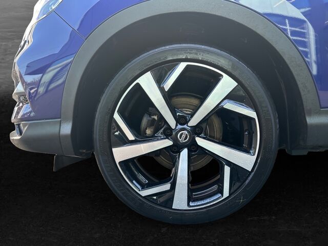 NISSAN Qashqai Tekna DIG-T 1.2 Navi 360 Kamera Glasdach LED Mehrzonenklima DAB Ansicht 9 für Fahrzeugdetailseite