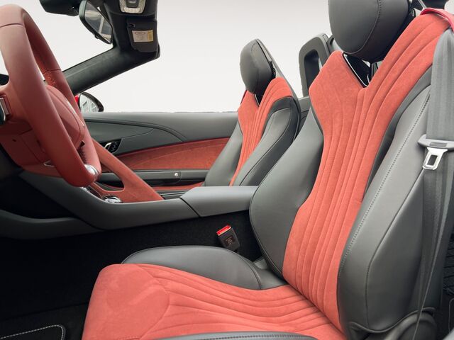 MG Cyberster XPOWER 77 kWh Cabrio 510 PS ALLRAD BOSE ALCANTARA 360-GRAD-KAMERA APPLE CARPLAY Ansicht 11 für Fahrzeugdetailseite