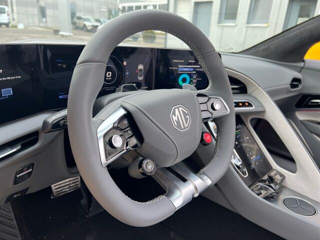 MG Cyberster XPOWER 77 kWh Cabrio 510 PS ALLRAD BOSE ALCANTARA 360-GRAD-KAMERA APPLE CARPLAY Ansicht 13 für Fahrzeugdetailseite