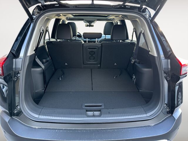 NISSAN X-Trail e-Power e-4orce Tekna+ AVM CarPlay ThermaClear BOSE Panoramadach Ansicht 12 für Fahrzeugdetailseite