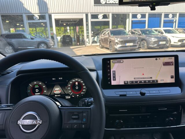 NISSAN X-Trail e-Power e-4orce Tekna+ AVM CarPlay ThermaClear BOSE Panoramadach Ansicht 13 für Fahrzeugdetailseite