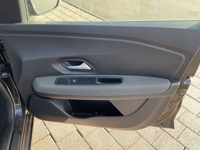 RENAULT Trafic Grand Evolution dci150 Ansicht 17 für Fahrzeugdetailseite