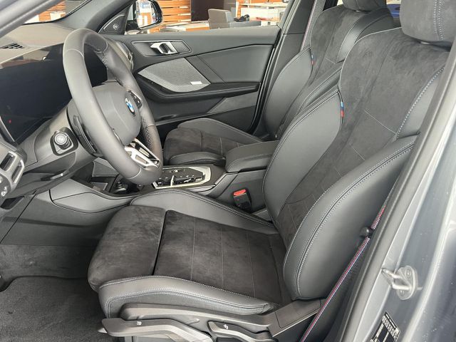 BMW 120 d M Sport HUD ACC SuView Ad-LED H/K Komfz.AHK Sportpaket Bluetooth Navi Klima PDC el. Fenster Ansicht 6 für Fahrzeugdetailseite