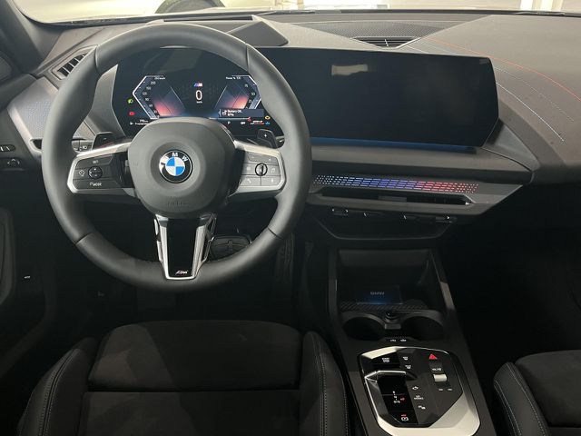 BMW 120 d M Sport HUD ACC SuView Ad-LED H/K Komfz.AHK Sportpaket Bluetooth Navi Klima PDC el. Fenster Ansicht 8 für Fahrzeugdetailseite