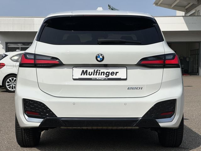 BMW 220 Active Tourer 220i AT M Sport HUD ACC SuView.Lenkh.AktivSitz. Sportpaket Bluetooth Navi LED Klima PDC el. Fenster Ansicht 7 für Fahrzeugdetailseite