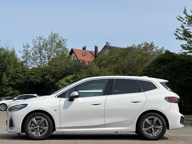 BMW 220 Active Tourer 220i AT M Sport HUD ACC SuView.Lenkh.AktivSitz. Sportpaket Bluetooth Navi LED Klima PDC el. Fenster Ansicht 9 für Fahrzeugdetailseite