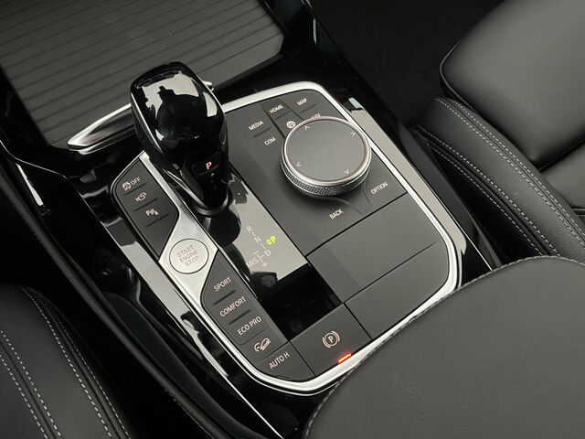 BMW X4 x30d HUD ACC SuView PanoD.Laser Standh.AHK 20 Sportpaket Bluetooth Navi Vollleder Klima Standhzg Ansicht 10 für Fahrzeugdetailseite