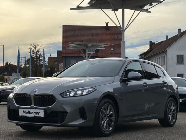 BMW 120 PremPaket DrivAss Komf. Ad.LED SH 17 Klima PDC Ansicht 3 für Fahrzeugdetailseite