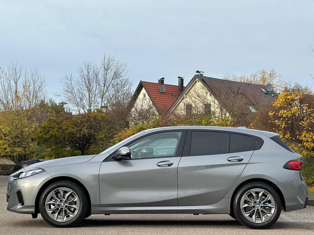 BMW 120 PremPaket DrivAss Komf. Ad.LED SH 17 Klima PDC Ansicht 9 für Fahrzeugdetailseite