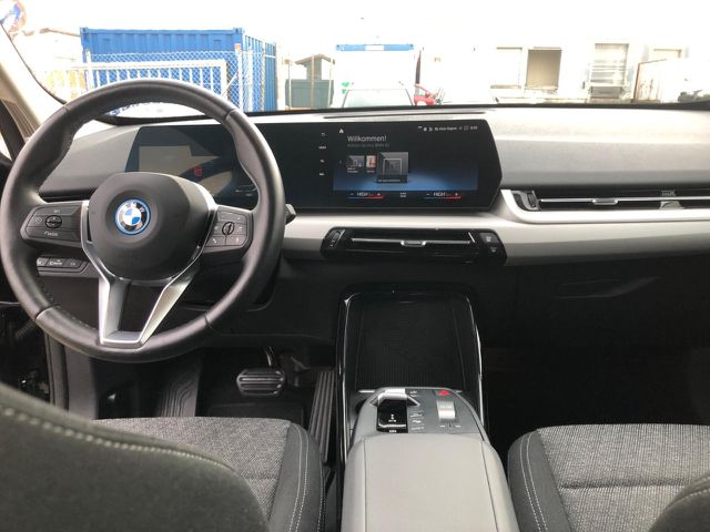 BMW iX1 xDrive30 ACC Live-Navi DAB Ad-M-Fahrwerk Bluetooth LED Klima Standhzg PDC el. Fenster Ansicht 11 für Fahrzeugdetailseite