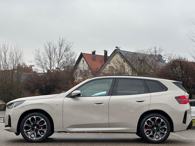 BMW X3 20d xDr. M Sport Pro ACC SuView PanoD.H/K AHK Sportpaket Bluetooth HUD Navi LED Klima Aktivlenkun Ansicht 9 für Fahrzeugdetailseite