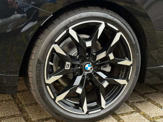 BMW 220 i Coupe M Sport ACC Ad-LED P+ H/K Sitzh. Sportpaket Bluetooth Navi Klima Aktivlenkung PDC el. Fen Ansicht 5 für Fahrzeugdetailseite