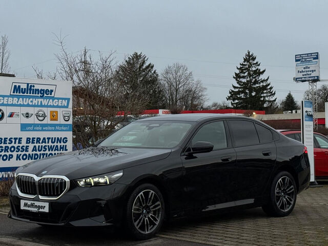 BMW i5 eDrive 40 M Sport HUD ACC H/K Komfz.Sitzh. AHK Sportpaket Bluetooth Navi LED Standhzg PDC el. Fen Ansicht 4 für Fahrzeugdetailseite