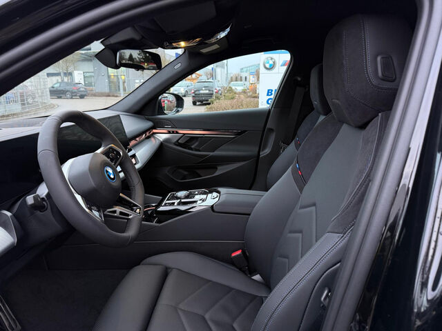 BMW i5 eDrive 40 M Sport HUD ACC H/K Komfz.Sitzh. AHK Sportpaket Bluetooth Navi LED Standhzg PDC el. Fen Ansicht 6 für Fahrzeugdetailseite