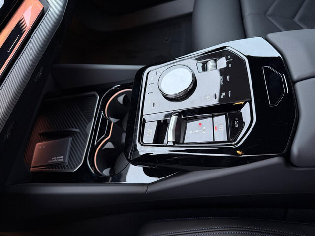 BMW i5 eDrive 40 M Sport HUD ACC H/K Komfz.Sitzh. AHK Sportpaket Bluetooth Navi LED Standhzg PDC el. Fen Ansicht 9 für Fahrzeugdetailseite