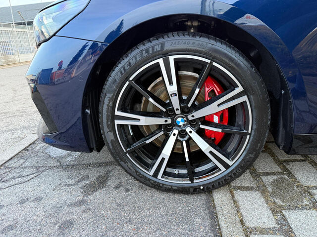 BMW 540 d xdr. M Sport Pro HUD ACC SuView.Lenk+Sitzh. Sportpaket Bluetooth Navi LED Klima PDC el. Fenster Ansicht 6 für Fahrzeugdetailseite