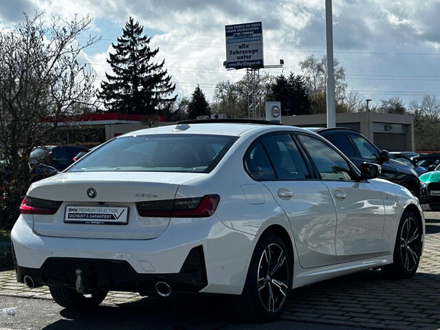 BMW 330 e M Sport HUD GlasD.SuView.Ha/Ka.Ad-Fahrw.AHK Sportpaket Bluetooth Navi LED Klima Aktivlenkung St Ansicht 6 für Fahrzeugdetailseite