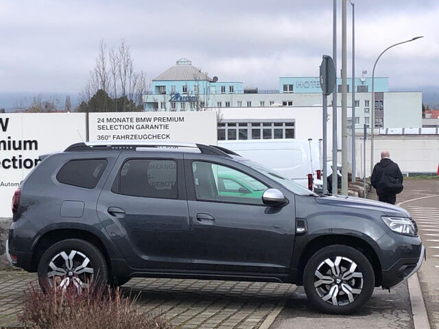 DACIA Duster Blue dCi 115 Prestige SurView Navi AHK Bluetooth LED Klima Einparkhilfe el. Fenster Ansicht 4 für Fahrzeugdetailseite