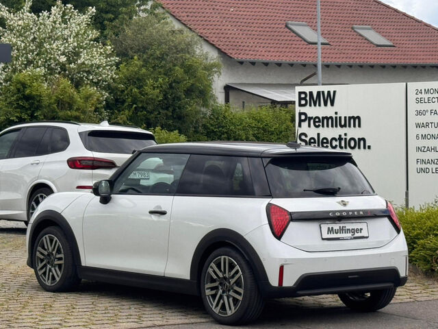 MINI Cooper S DKG HUD Kamera PanoD.Sitzheiz.Navi LED Bluetooth Head Up Display Klima Einparkhilfe el. Fen Ansicht 8 für Fahrzeugdetailseite