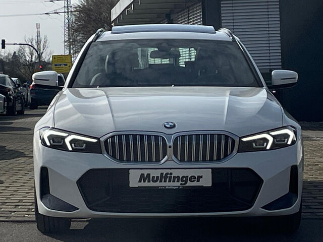 BMW 330 i T. xDr.HUD SuView PanoD.Sitzh.Ha/Ka.AHK 18 Sportpaket Bluetooth Navi LED Klima Aktivlenkung PDC Ansicht 4 für Fahrzeugdetailseite