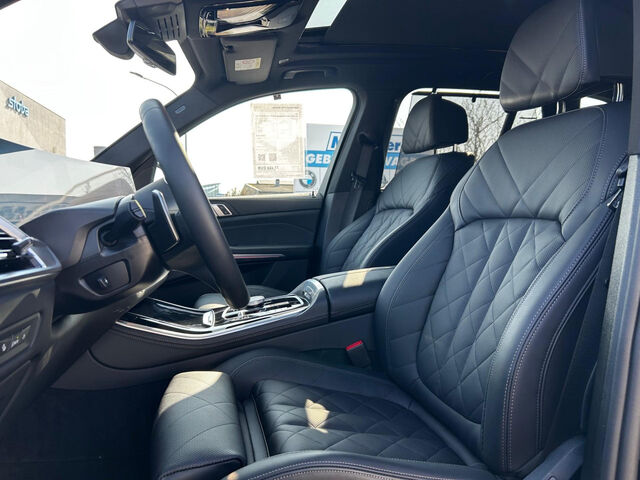 BMW X5 x40i M Sport Sky Standh.KomfS+Bel.HUD ACC AHK Sportpaket Bluetooth Navi LED Vollleder Klima Aktiv Ansicht 9 für Fahrzeugdetailseite
