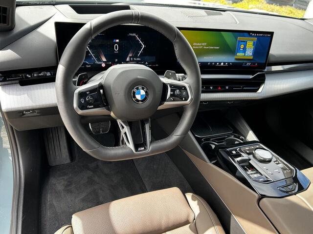 BMW 540 d xDr.T.M Sport PanoD.AHK 21 KomfS+Bel.360Â° Sportpaket Bluetooth HUD Navi LED Klima PDC el. Fe Ansicht 11 für Fahrzeugdetailseite