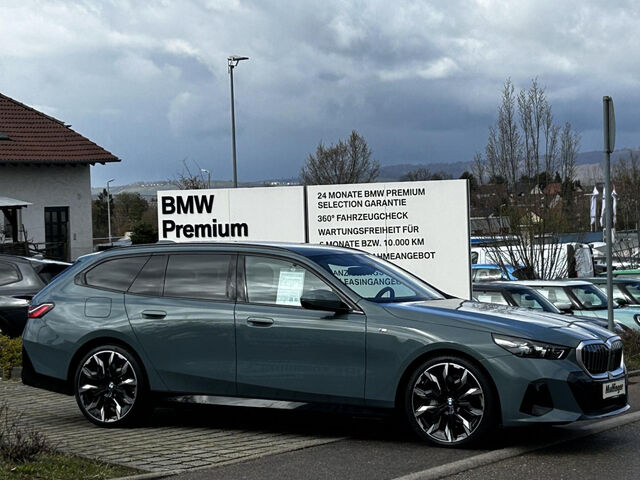BMW 540 d xDr.T.M Sport PanoD.AHK 21 KomfS+Bel.360Â° Sportpaket Bluetooth HUD Navi LED Klima PDC el. Fe Ansicht 3 für Fahrzeugdetailseite