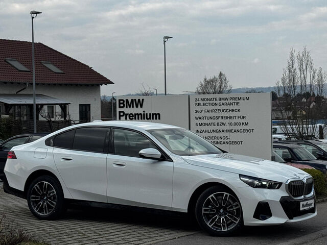 BMW 530 e xDrive M Sport ACC Kamera Komfz.H/K AHK 19 Sportpaket Bluetooth Navi LED Klima Standhzg PDC el. Ansicht 2 für Fahrzeugdetailseite