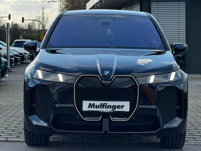 BMW iX x60 M Sport Pro ACC Pano.Sitzbel.IntAktiv.AHK Sportpaket Bluetooth HUD Navi LED Klima Luftfederun Ansicht 4 für Fahrzeugdetailseite