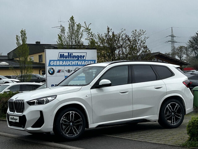 BMW X1 x23i M Sport HUD ACC PanoD.Ha/Ka.Park+AHK 19 Sportpaket Bluetooth Navi LED Klima PDC el. Fenster Ansicht 5 für Fahrzeugdetailseite