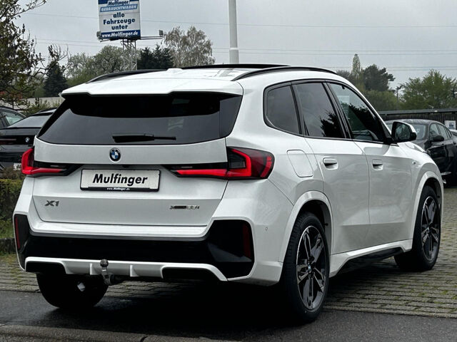 BMW X1 x23i M Sport HUD ACC PanoD.Ha/Ka.Park+AHK 19 Sportpaket Bluetooth Navi LED Klima PDC el. Fenster Ansicht 6 für Fahrzeugdetailseite
